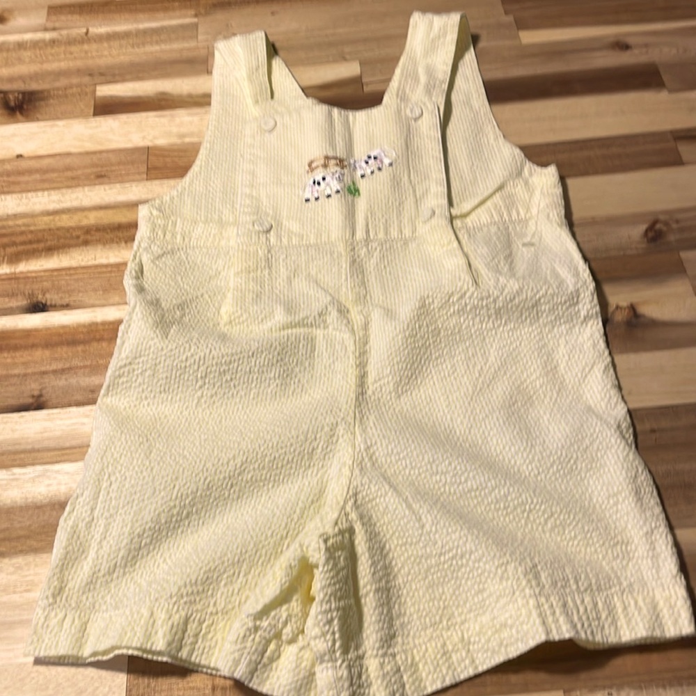 Strasburg ribbon embroidered yellow seersucker jumper.  size 4